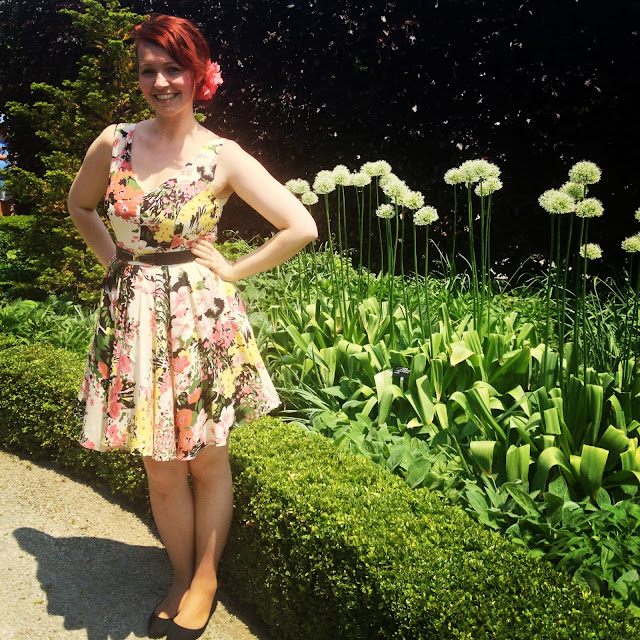 Ashley Gibson, Toronto Botanical Garden, dresses, flowers