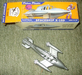 Dimestore Dreams; Kleeman; Made in England; Made in USA; Polystyrene Toys; Pyro Toys; Sci Fi Toys; Science Fiction Toys; Small Scale World; smallscaleworld.blogspot.com; Space Patrol; 4 Pyro Kleeware Tudor Rose X-200 Space Ranger X-100 Spaceship Plastic Dime Store Toy Model DSCF9004