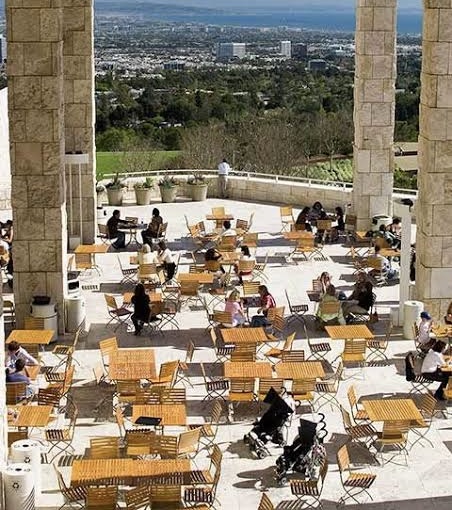 Alfresco Dining
