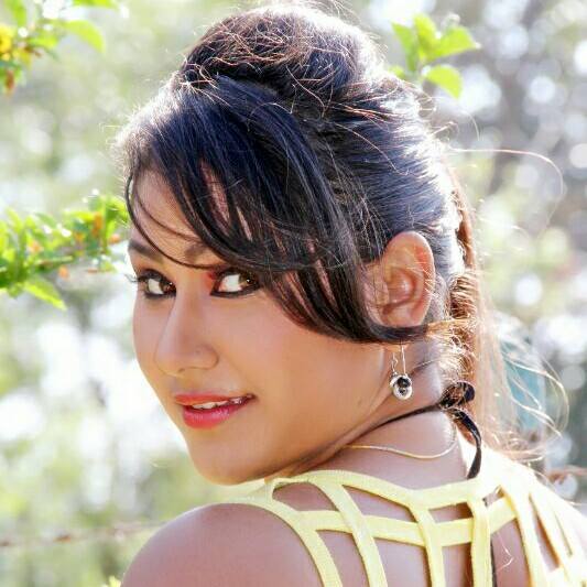 Bhojpuri Actress Priyanka Pandit