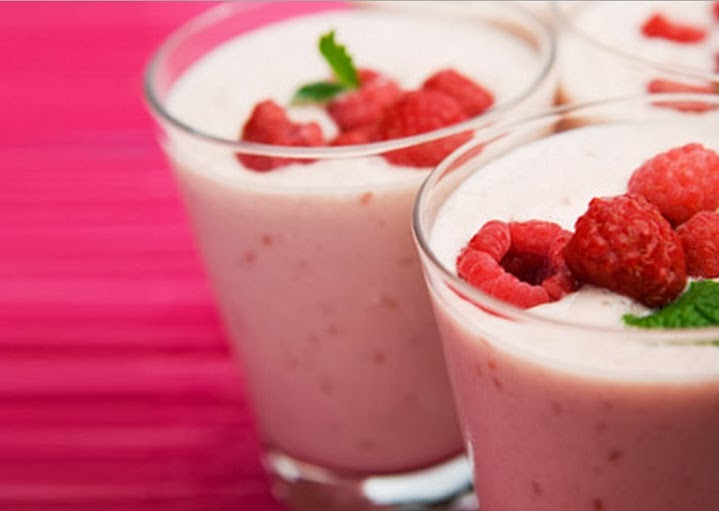 Raspberry Peach Smoothie