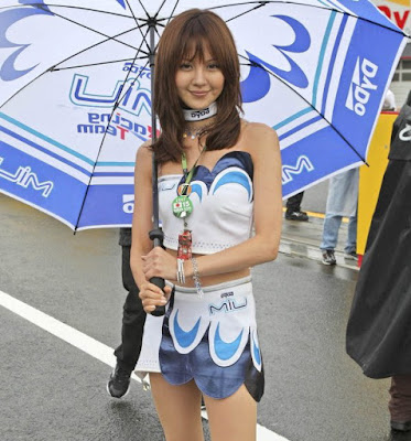 Sexy Umbrella Girls