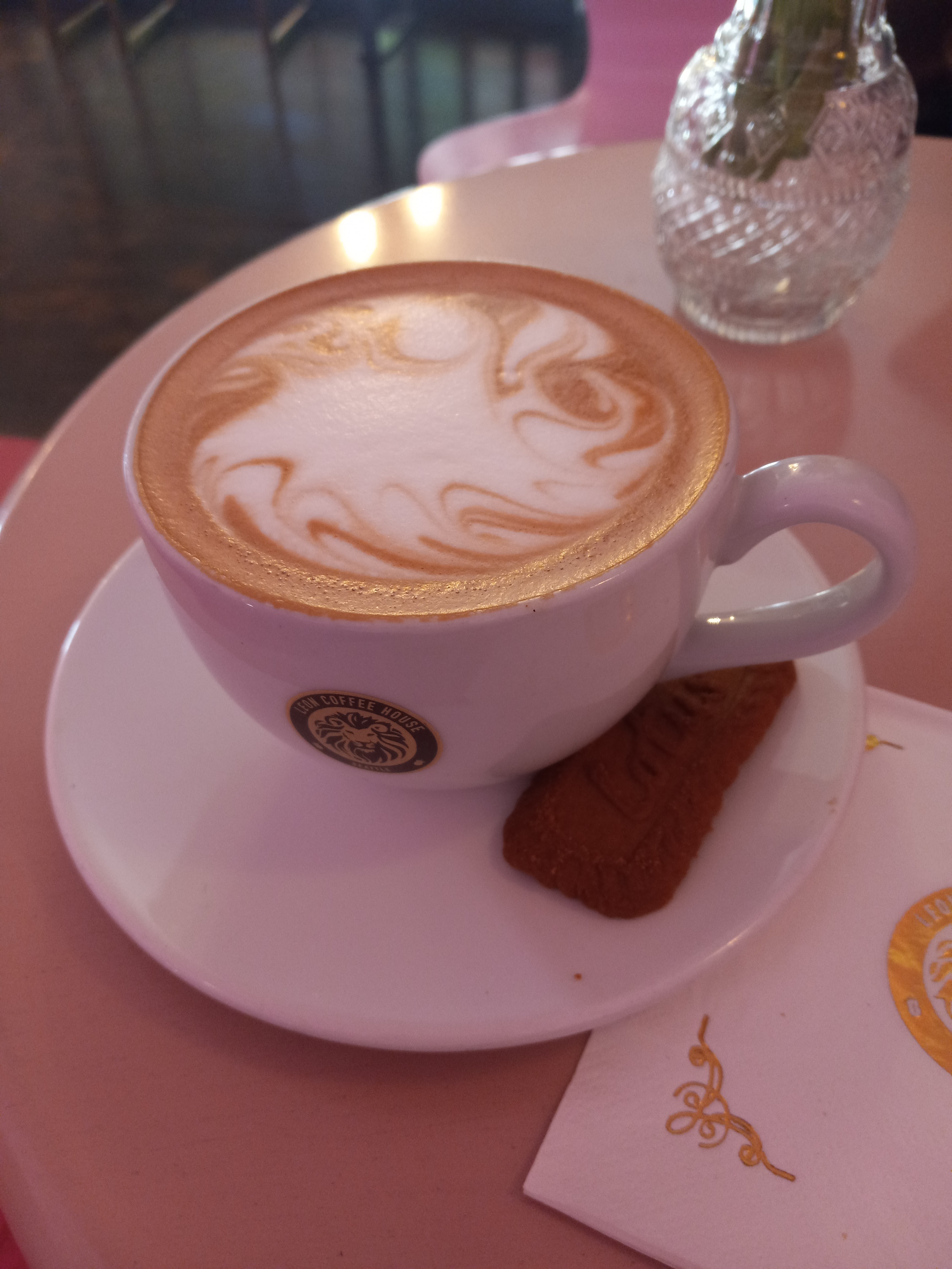 How to Make Latte Art  The Coffee Bean & Tea Leaf
