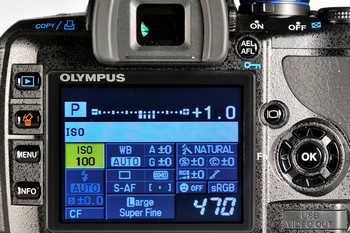 Olympus E-420