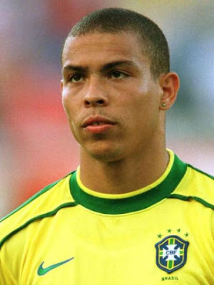 Ronaldo  Lima on Amazing Or Funny  Ronaldo  Brazilian Football Star And The Main