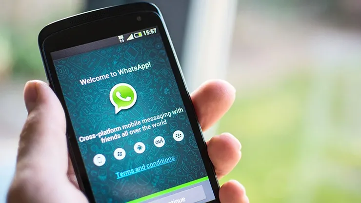 Можно отправлять деньги через WhatsApp в Индии