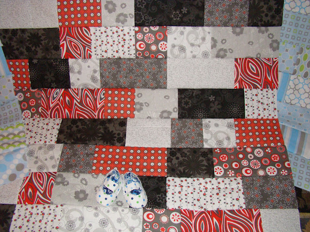 Red and black bricks quick and easy baby quilt