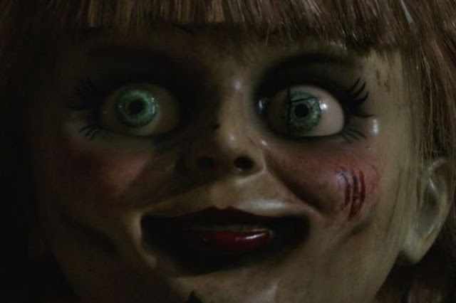 O trailer de Annabelle 3: De Volta Para Casa é só para os fortes