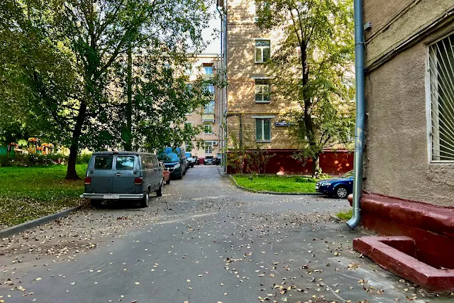 Подмосковная улица, улица Свободы, улица Долгова, дворы, жилой дом 1957 года постройки