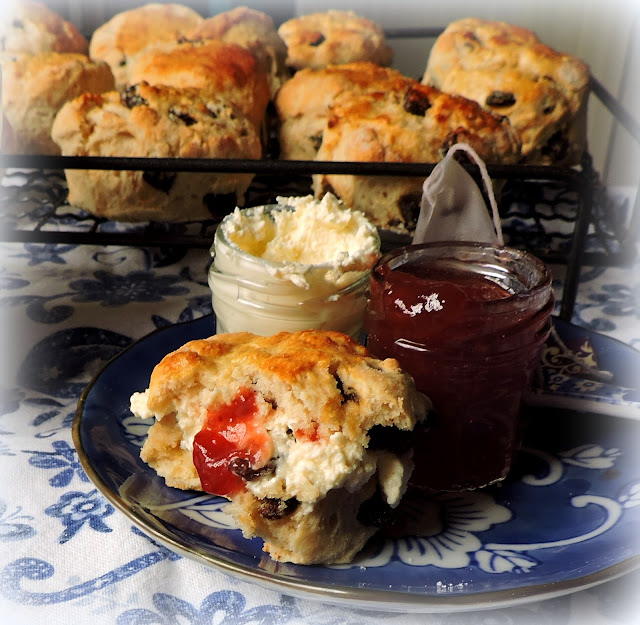 Classic English Scones