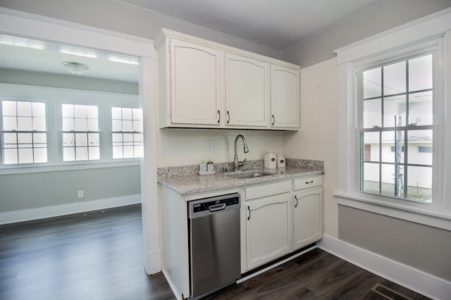 kitchen with craftsman trim on doorways and windows • 24 Massie Avenue, Paris, Kentucky, Sears Norwood model