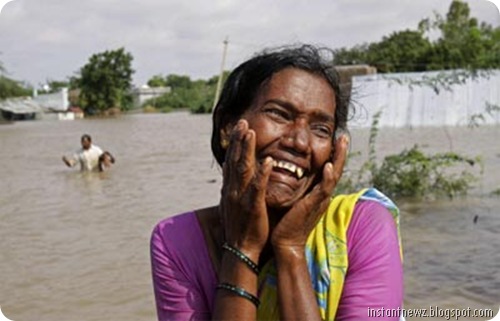Floods wreak havoc in Andhra, Karnataka011