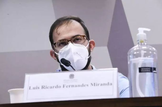 Ricardo Miranda deixa o país após sofrer ameaças de morte