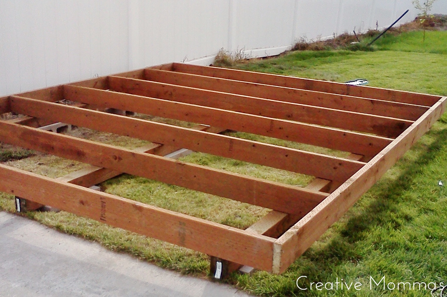 creative mommas: build a foundation for a shed