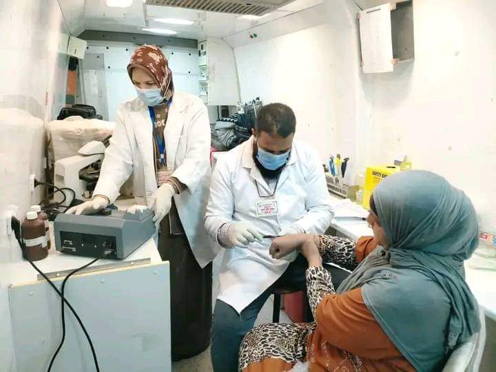 محافظ المنيا يعلن توقيع الكشف الطبي على 1954حالة بقرية صفط اللبن وتقديم العلاج بالمجان جريده الراصد24