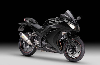 KAWASAKI NINJA 300