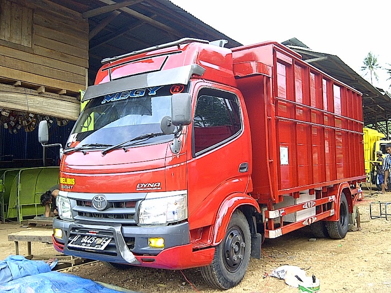 17+ Mobil Truk Modifikasi, Info Terbaru!