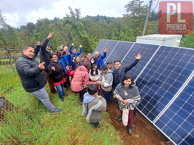 Inauguran proyecto de energía fotovoltaica para familias de San Juan de la Costa