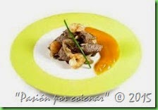 TERNERA CON SETAS Y GAMBAS
