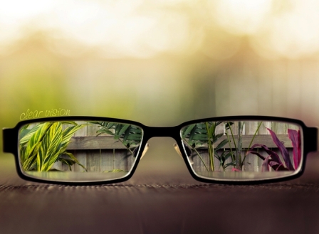 3 besar optik lensa kacamata  terbaik di Indonesia KASKUS