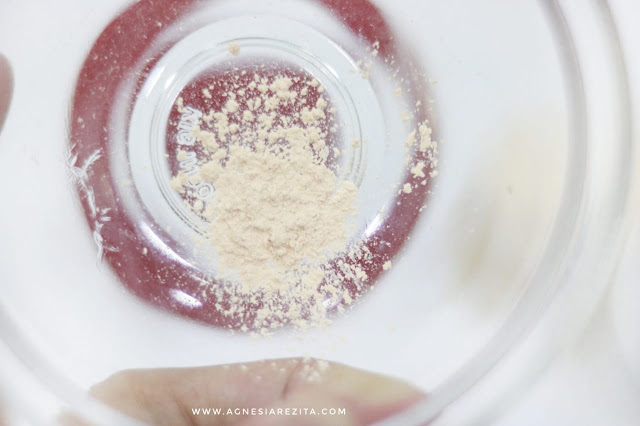 ElsheSkin Natural Loose Powder For Acne