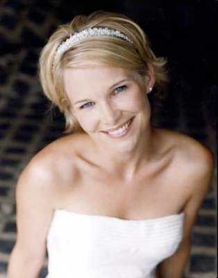 Trendy Wedding Short Hair Style 2011