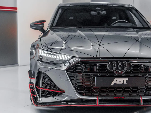 Audi RS7-R