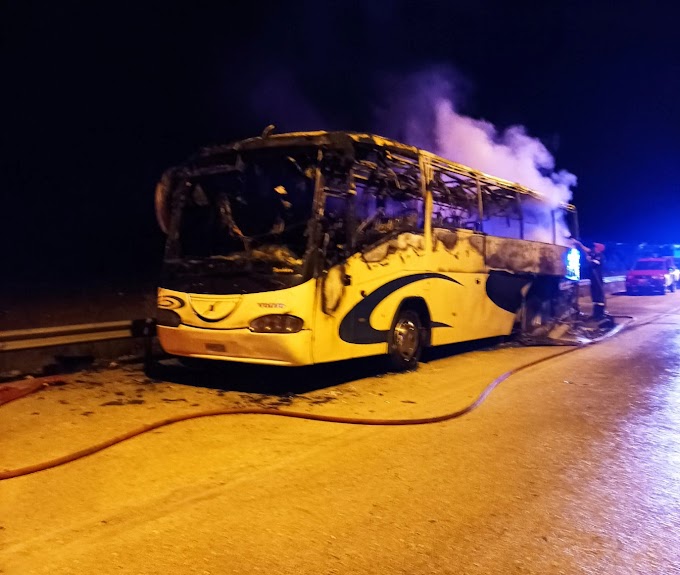 Ιωάννινα: Φωτιά σε λεωφορείο – Σώοι οι επιβάτες