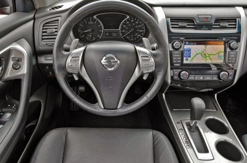 Interior Nissan Altima Design Is The Best In US and UK