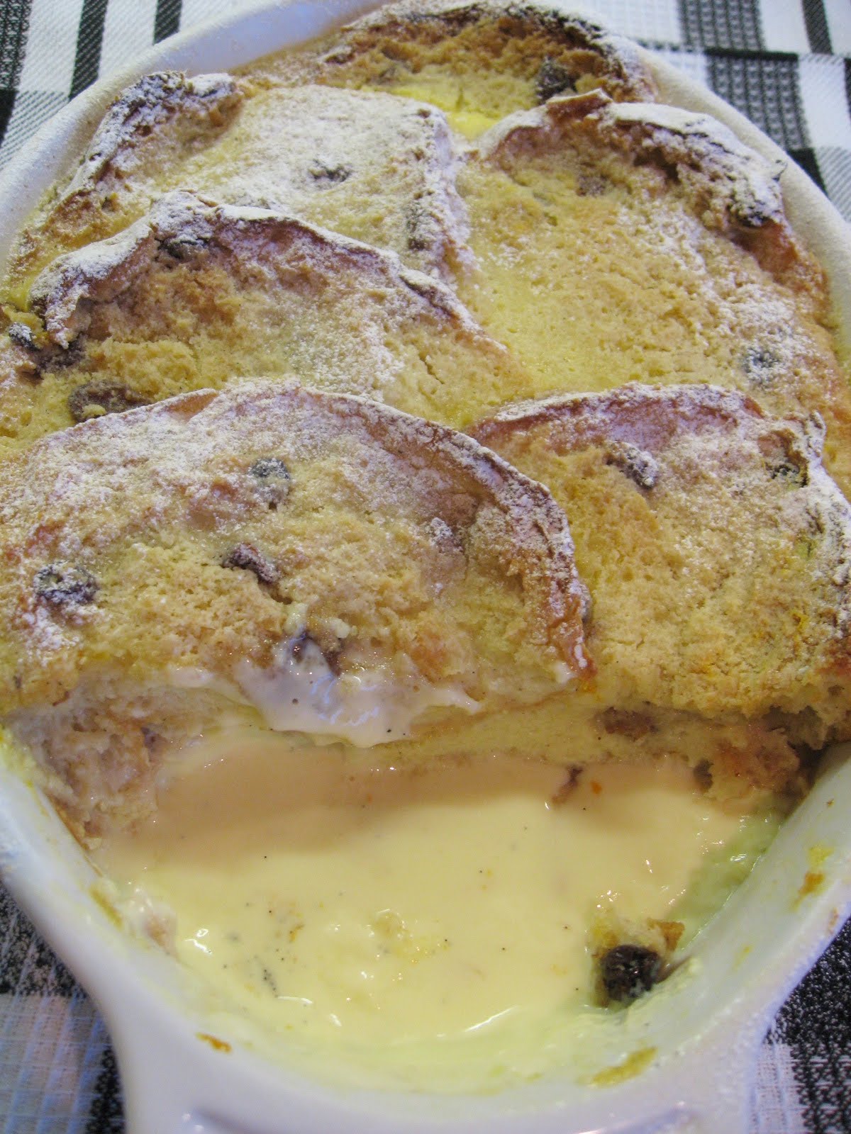 Kitchen Delights Jamie Oliver S Bun And Butter Pudding