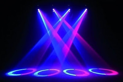 Hiệu ứng ánh sáng do đèn sân khấu moving head spot tạo ra