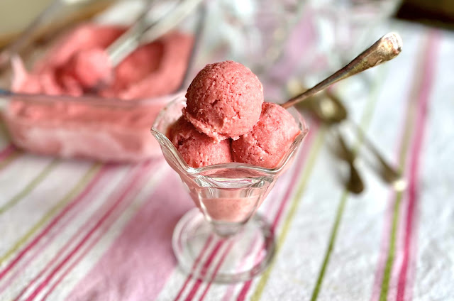 Food Lust People Love: This Raspberry Rhubarb Ice Cream is so easy to make, rich and creamy, tangy and full of flavor. It’s the perfect taste of summer. No churning required!