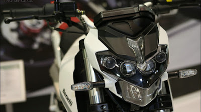 Benelli TNT 135 front view