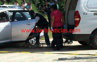 Hallan ejecutado dentro de vehículo en la autopista Cosoleacaque-Nuevo Teapa