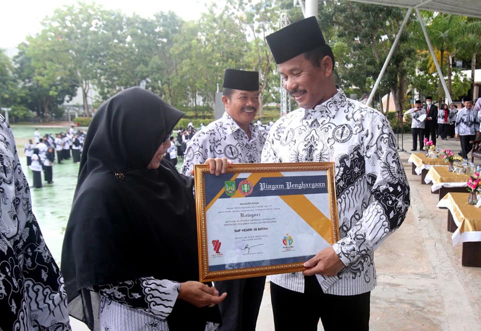 Wali Kota Rudi: Negara Hebat karena Ada Guru Yang Hebat