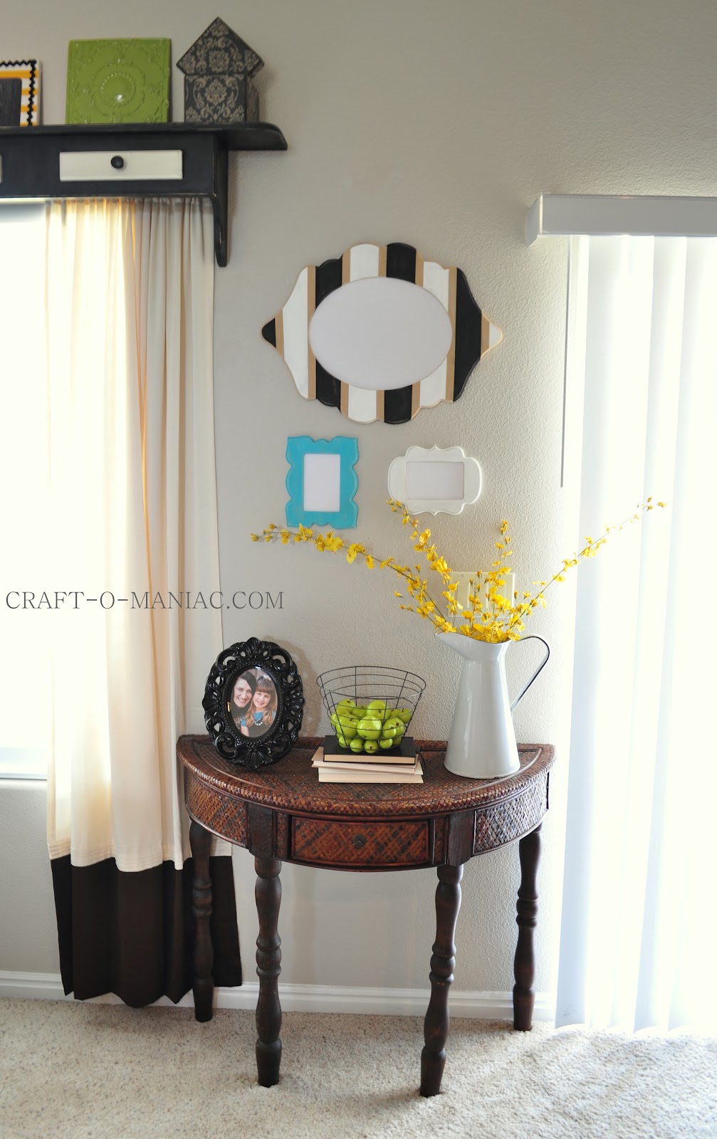  Home  Decor  Gallery Wall  with Table Craft O Maniac