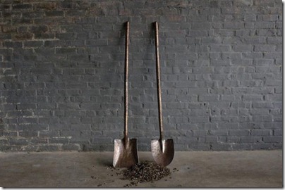 tools_made_out_of_coins_640_07