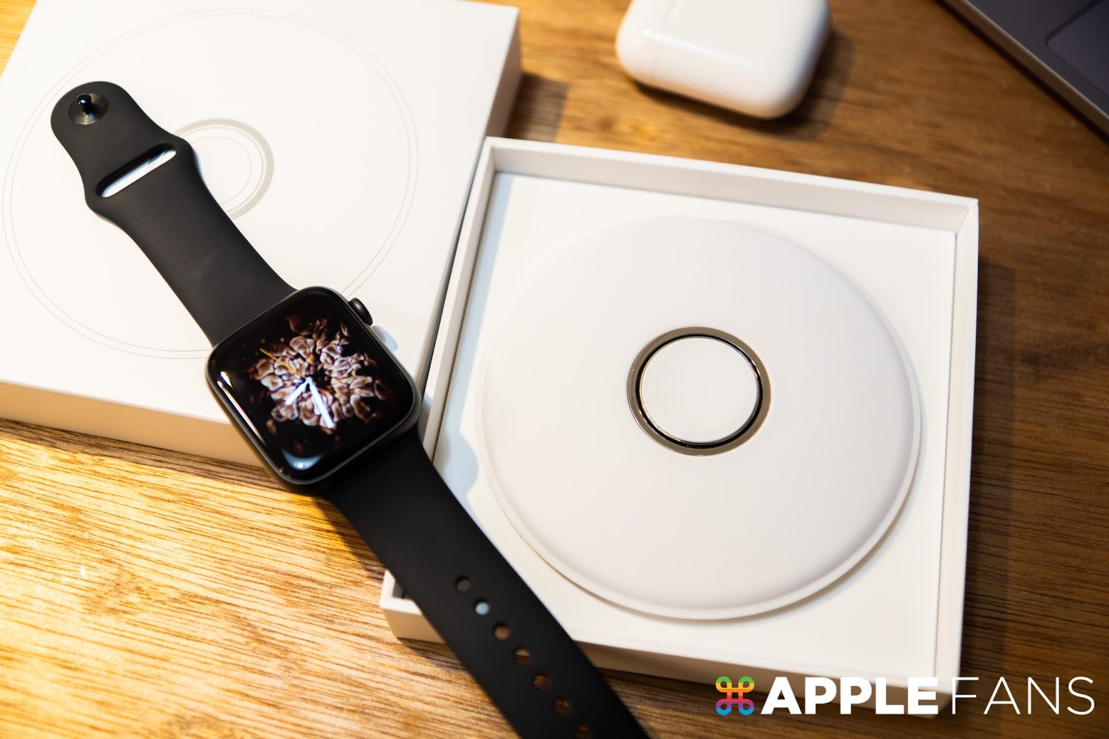 開箱 蘋果原廠apple Watch 磁性充電座 精品等級的開箱體驗 蘋果迷applefans