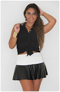 Regata lobo com tachinhas e crepe costas (tb em off) R$99,