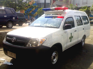 Karoseri Mobil Ambulan Deluxe