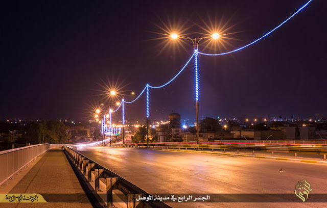 Pemandangan Indah Kota Mosul di Malam Hari  Muslim Satu