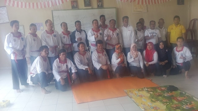 PENCAK SILAT MENJADI SARANA OLAHRAGA PILIHAN BAGI SMP INABA DAN SMK ANTARA