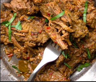 CATERING MENU RENDANG DI CILEUNGSI DAN CIBUBUR 089619535382