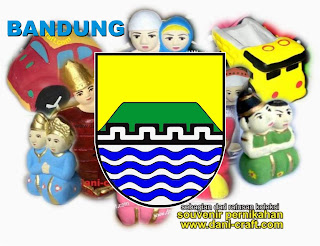 souvenir khas bandung