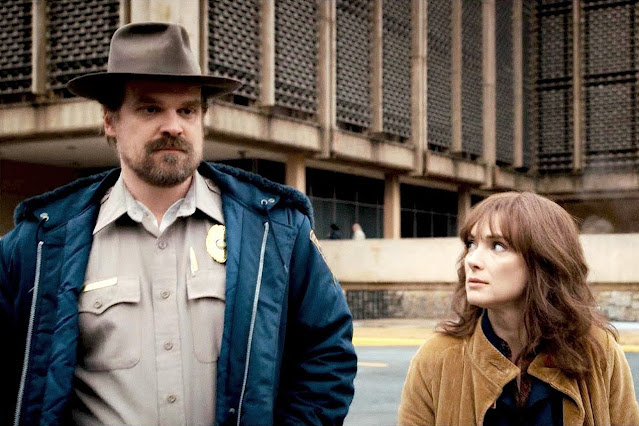 The Stranger Things star addresses Hopper and Joyce's marriage in Season 5