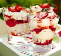 strawberry ripple cream dessert pic