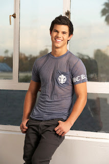 Taylor Lautner [Hollywood Actor]