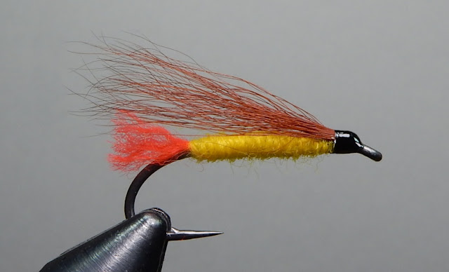 I really like the Gamakatsu SL45. Do you tie on a size 6 if the guide says  size 8? : r/flytying