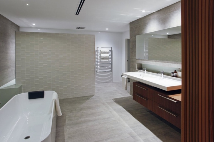 Bathroom in Contemporary style One27 Grovedale home by Mick Rule