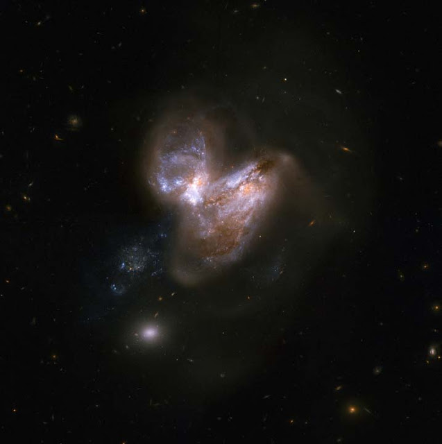 ngc-3690-sampel-ultra-luminous-infrared-galaxy-di-rasi-ursa-major-informasi-astronomi